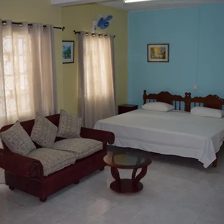 Mauri Holidays 'Budgeted Apartment' La Gaulette Room photo