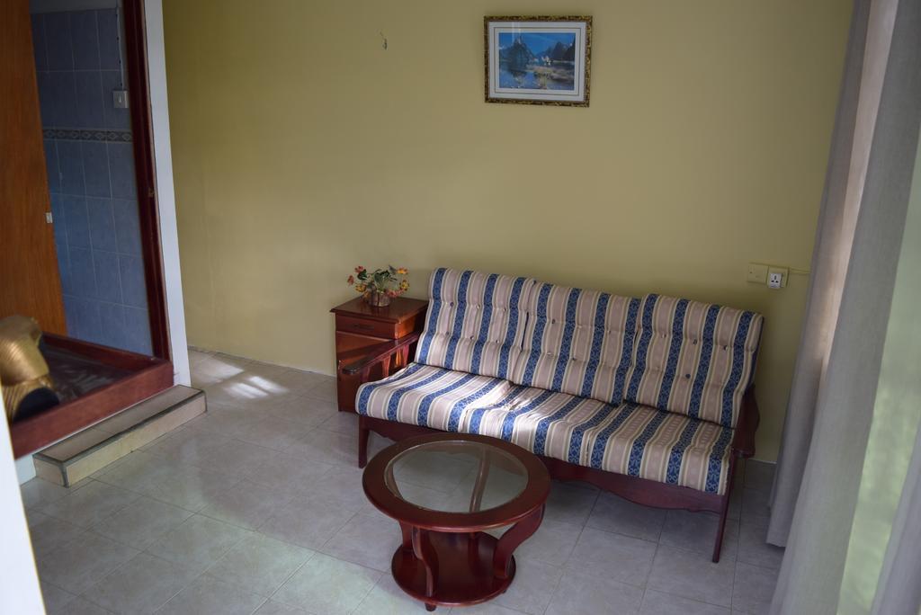 Mauri Holidays 'budgeted Apartment La Gaulette