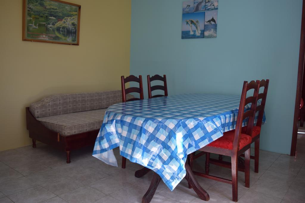 Mauri Holidays 'budgeted La Gaulette